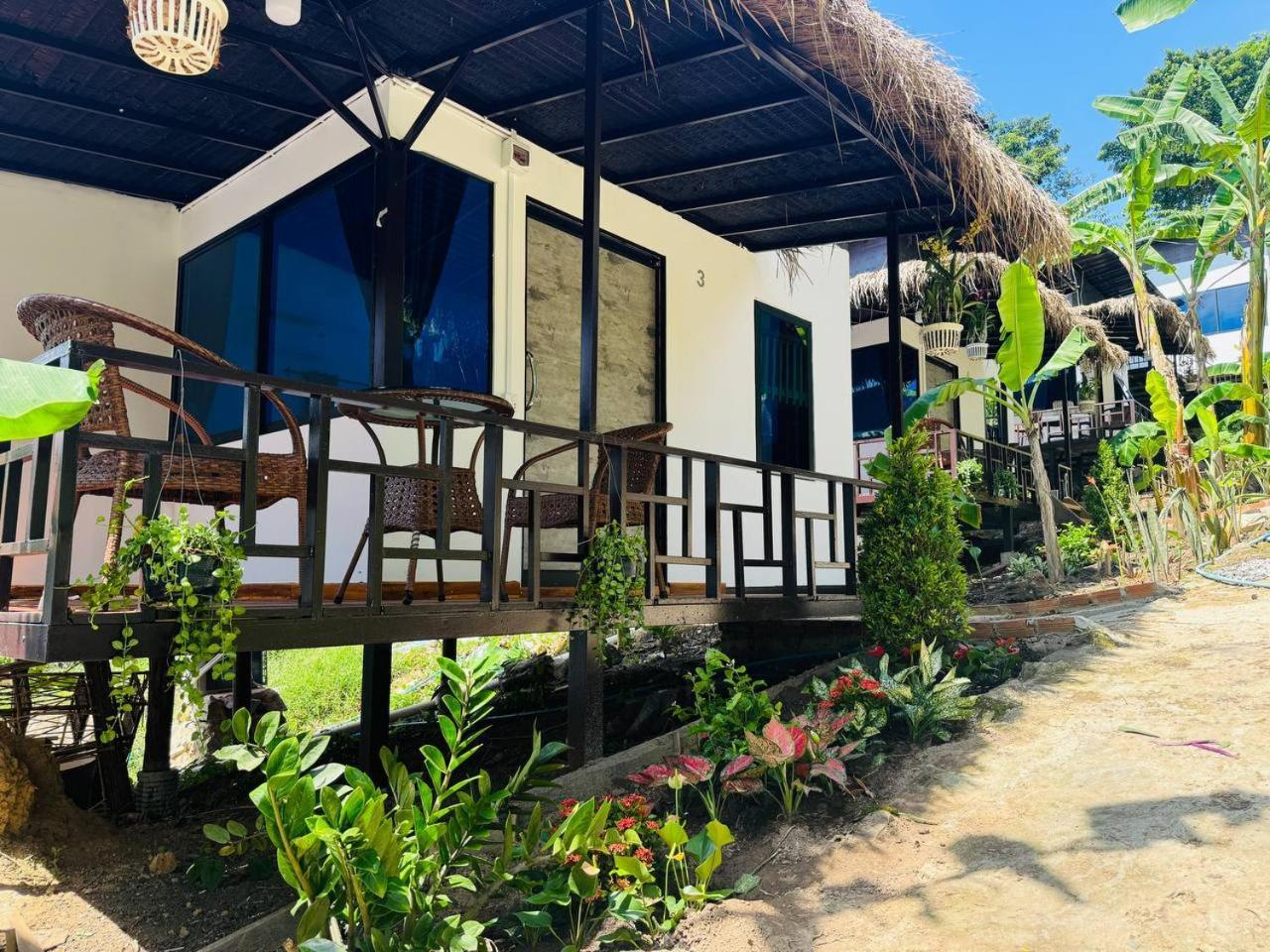 Real Hostel Kaoh Touch 외부 사진